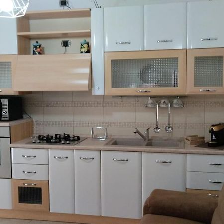 Apartamento La Casa Di Elisa Bari Exterior foto